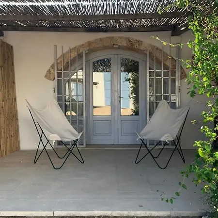 Masseria Caposella مزرعة للإقامة أُجينتو